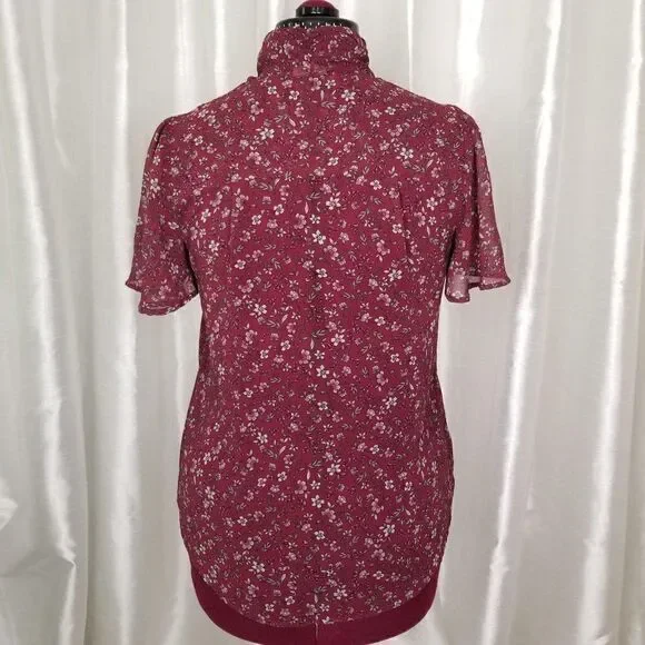 Lily White Floral Blouse (size L) - Picture 4 of 6